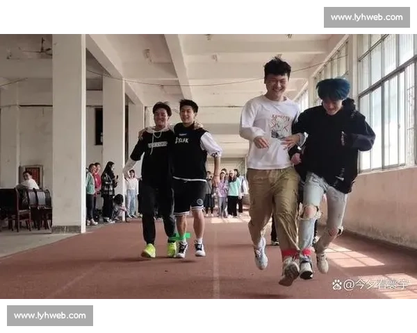 如何通过比赛的画面展现竞技精神与团队协作的艺术表达